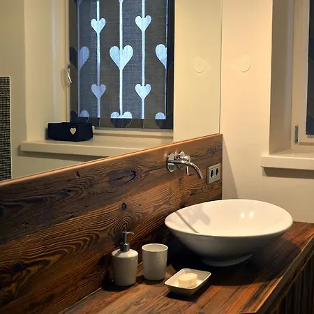 Haus Gabriel - Direkt Im Zentrum Von Seefeld ゼーフェルト・イン・チロル